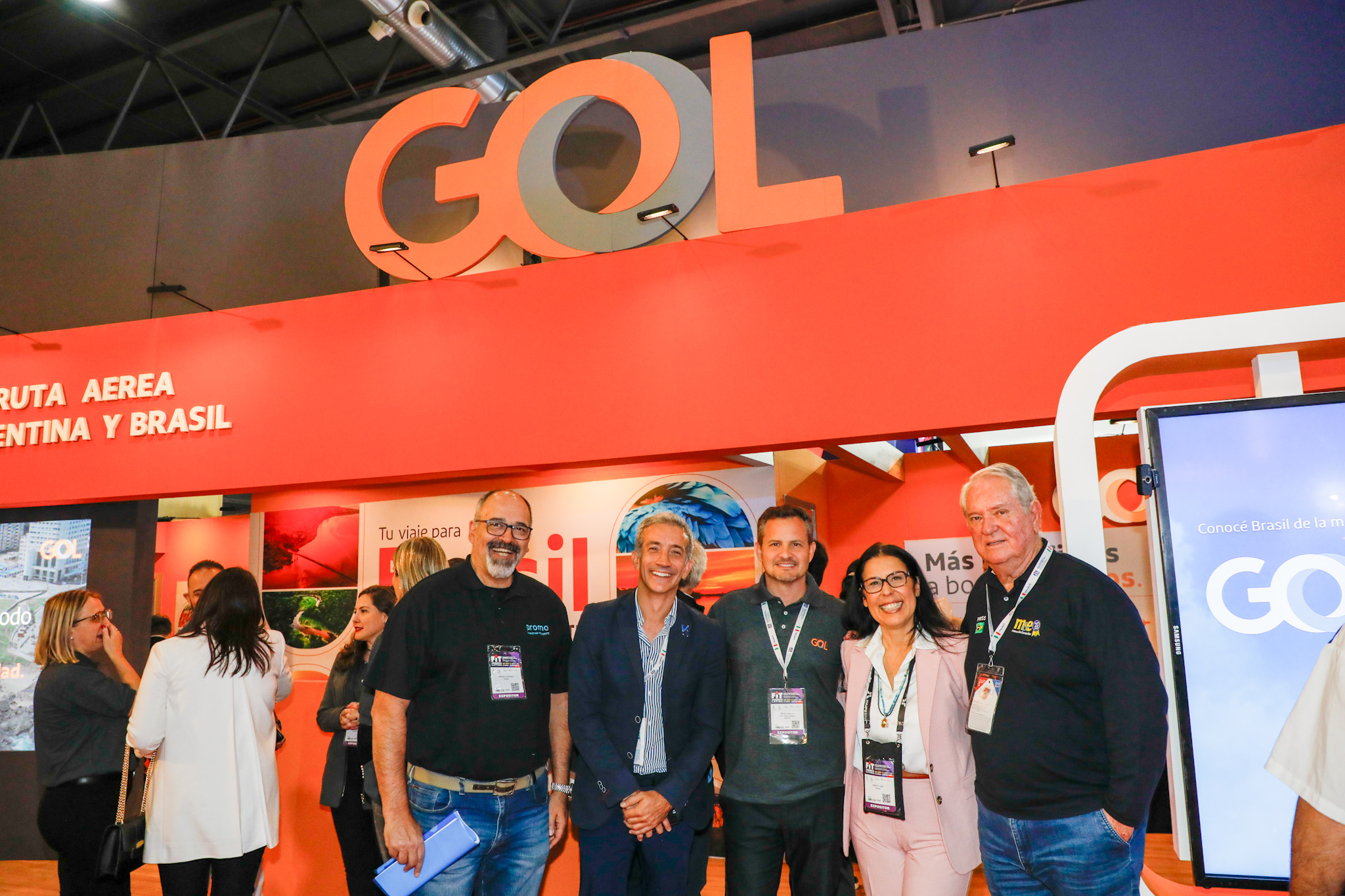 Sérgio Gouvea, da Promo, Clayton Begido, da BH Airport, Renzo Mello, da Gol, Gisele Lima, da Promo, e Roy Taylor, do M&E Sérgio Gouvea, da Promo, Clayton Begido, da BH Airport, Renzo Mello, da Gol, Gisele Lima, da Promo, e Roy Taylor, do M&E
