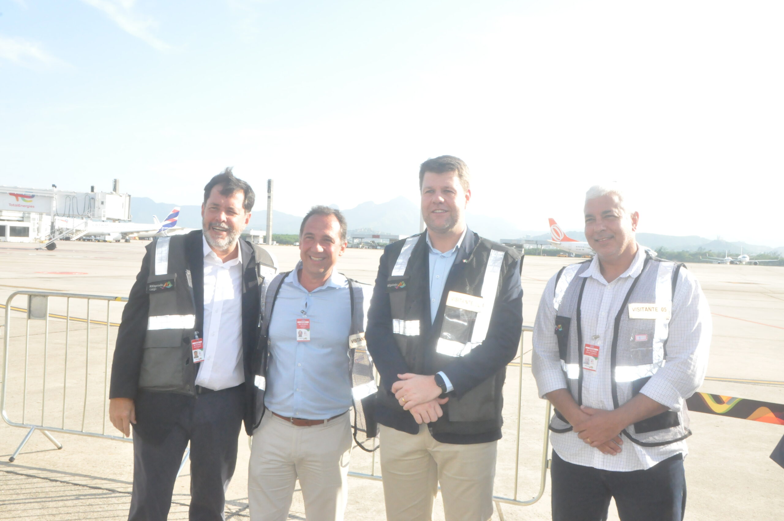 Sérgio Ricardo, presidente TurisRio, Marcelo Siciliano, presidente da Abav RJ, Gustavo Tutuca, secretário de Turismo, e Bruno Mattos, subsecretário municipal de Turismo Sérgio Ricardo, presidente TurisRio, Marcelo Siciliano, presidente da Abav RJ, Gustavo Tutuca, secretário de Turismo, e Bruno Mattos, subsecretário municipal de Turismo