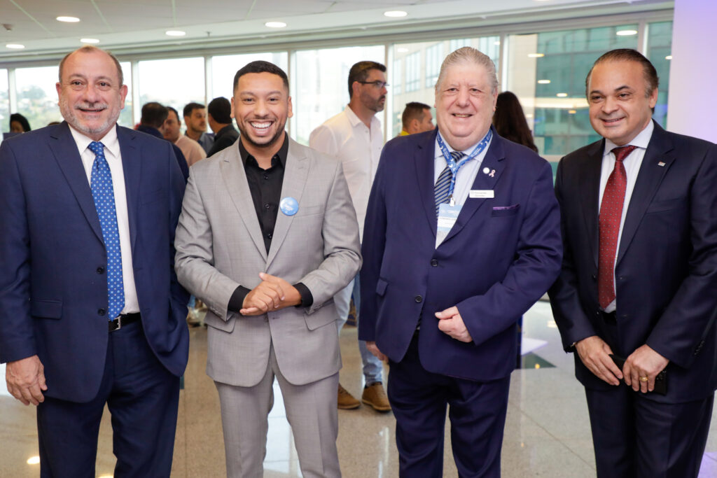 Toni Sando, do Visit São Paulo, Rodolfo Marinho, secretário de turismo da Cidade de São Paulo, Fernando Guinato, e Roberto de Lucena, secretário de turismo do estado de São Paulo