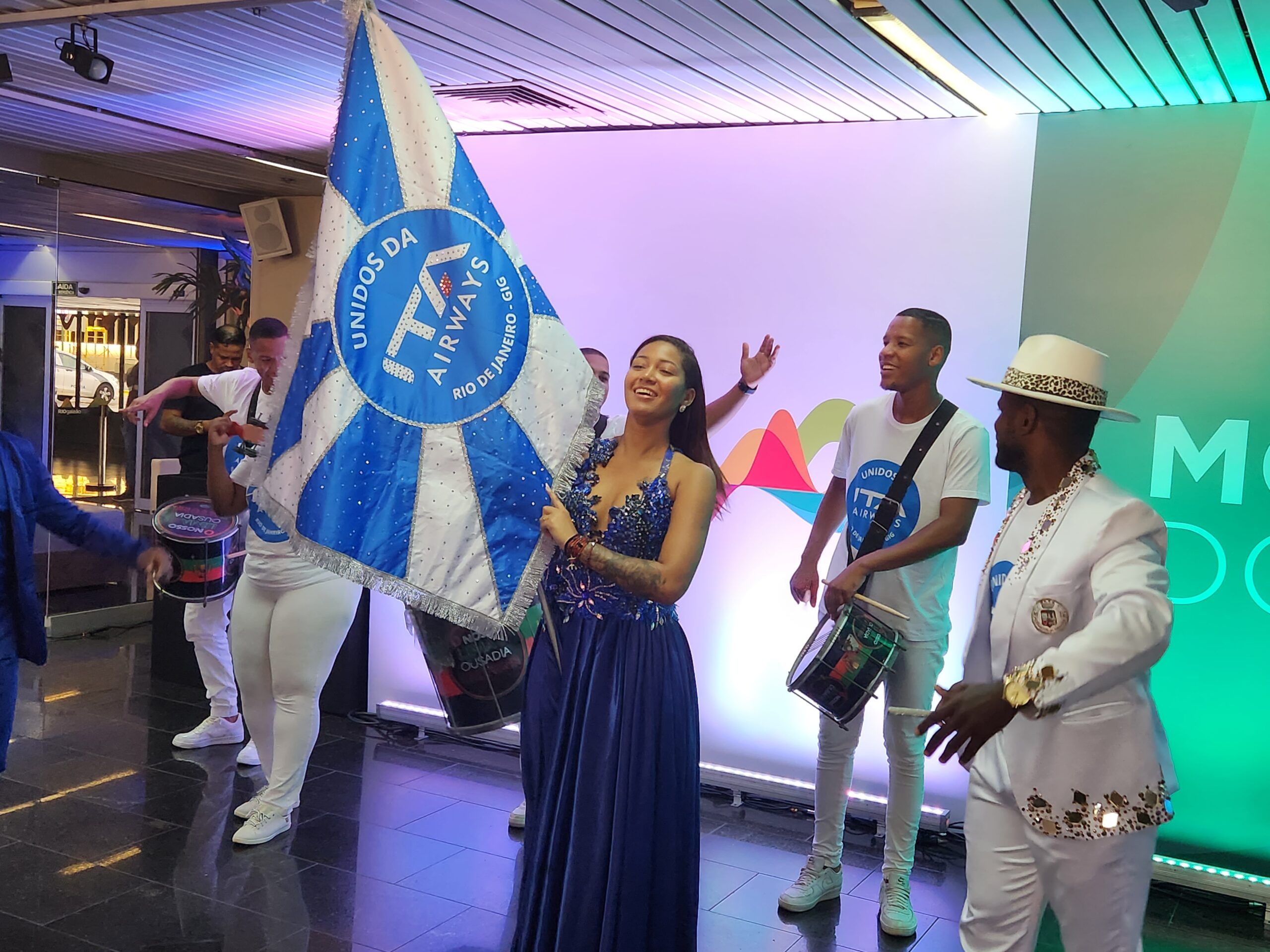 Uma pequena mostra do samba carioca para a ITA Uma pequena mostra do samba carioca para a ITA