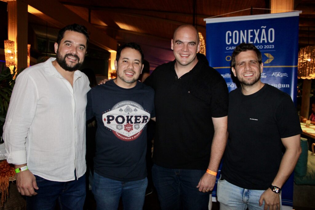 Waldemir Junior, Rodrigo Okama, Vitor Santos e Eduardo Vansan, da Orinter