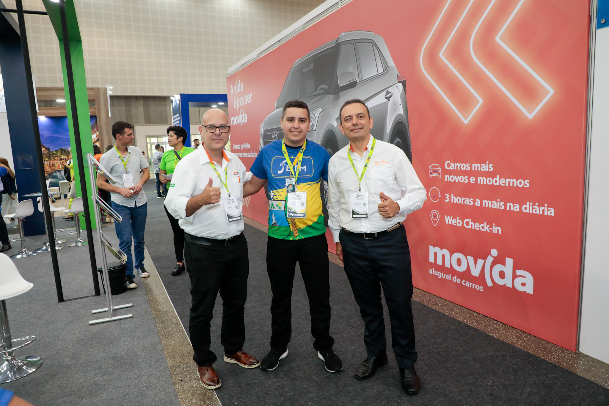 Yhan Victor, da Agência MPS, entre Ronnie Dias e Roney Sampaio, da Movida Yhan Victor, da Agência MPS, entre Ronnie Dias e Roney Sampaio, da Movida