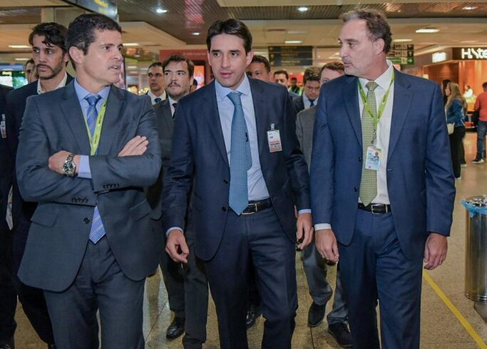Ministro de Portos e Aeroportos visita aeroporto de Congonhas após Aena Brasil assumir Ministro de Portos e Aeroportos visita aeroporto de Congonhas após Aena Brasil assumir
