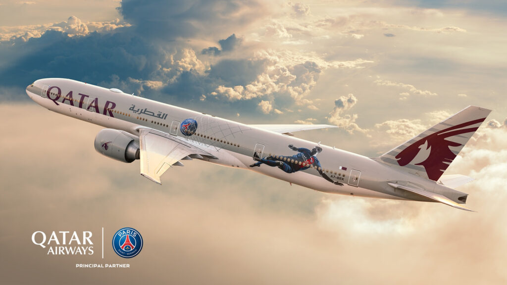 Qatar Airways adesiva B777 com as cores do Paris Saint-Germain Qatar Airways adesiva B777 com as cores do Paris Saint-Germain