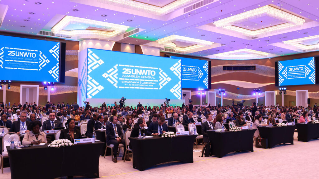 25ª Assembleia Geral da OMT reúne 117 países para debater rumos do Turismo 25ª Assembleia Geral da OMT reúne 117 países para debater rumos do Turismo