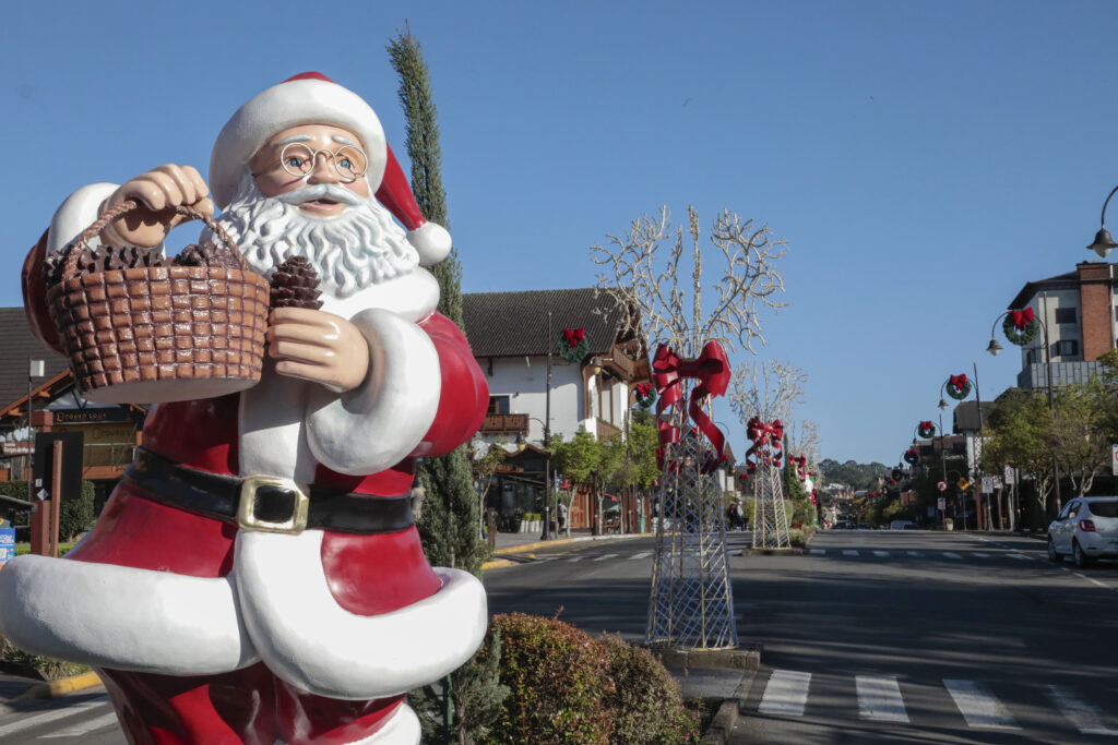 Número de turistas no Natal Luz deve aumentar com procura por atrações mais baratas Número de turistas no Natal Luz deve aumentar com procura por atrações mais baratas