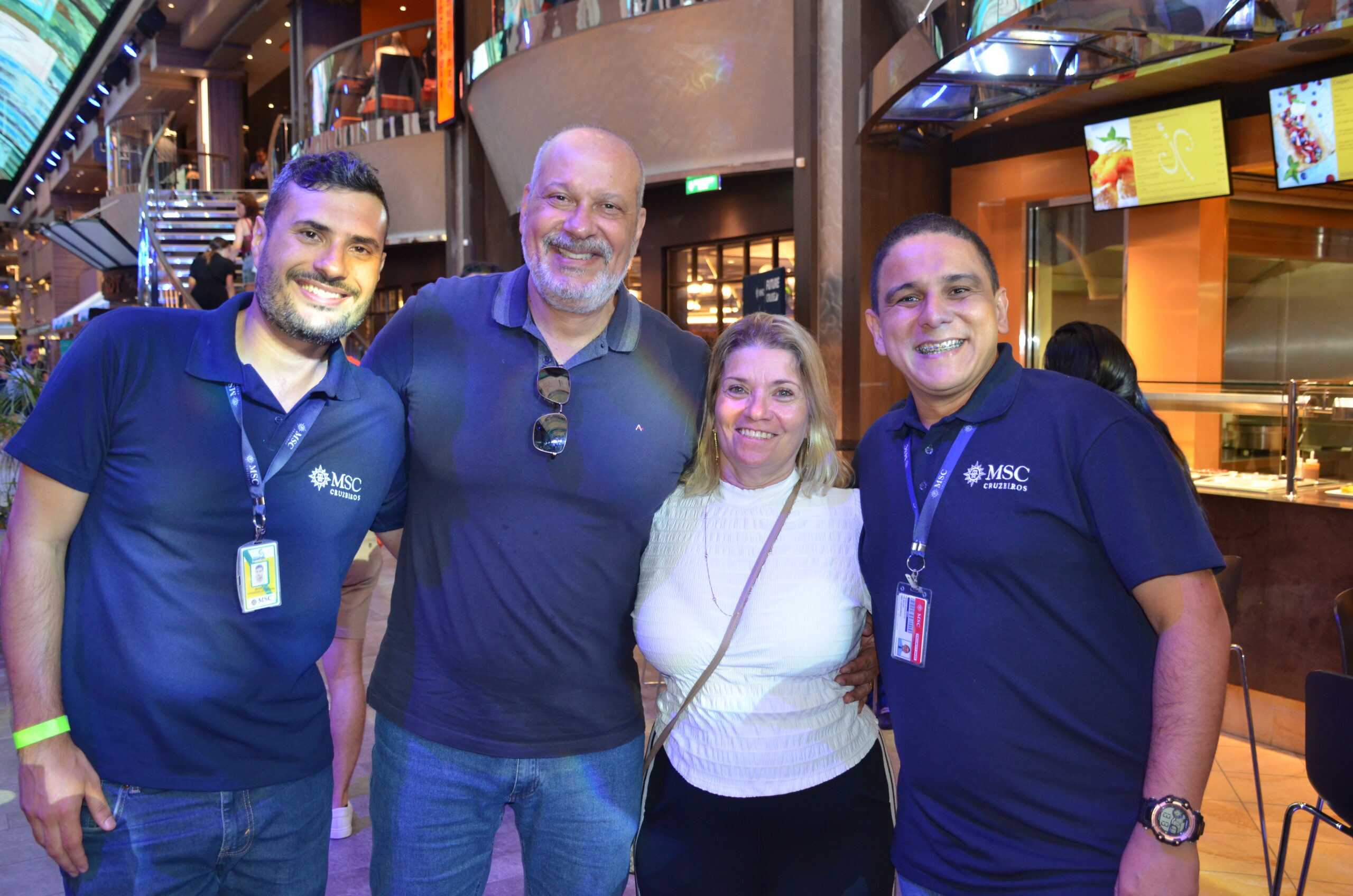 Alexandre e Claudia Fernandes, da Tili Viagens com Marcio Genaro e Pedro Silva, da MSC