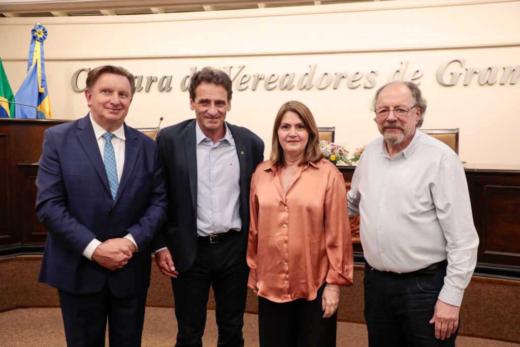 Celso Fioreze, presidente da Câmara, Milton Zuanazzi, MTur, Rita Vasconcelos, Abav-RS, e Northon Lenhart