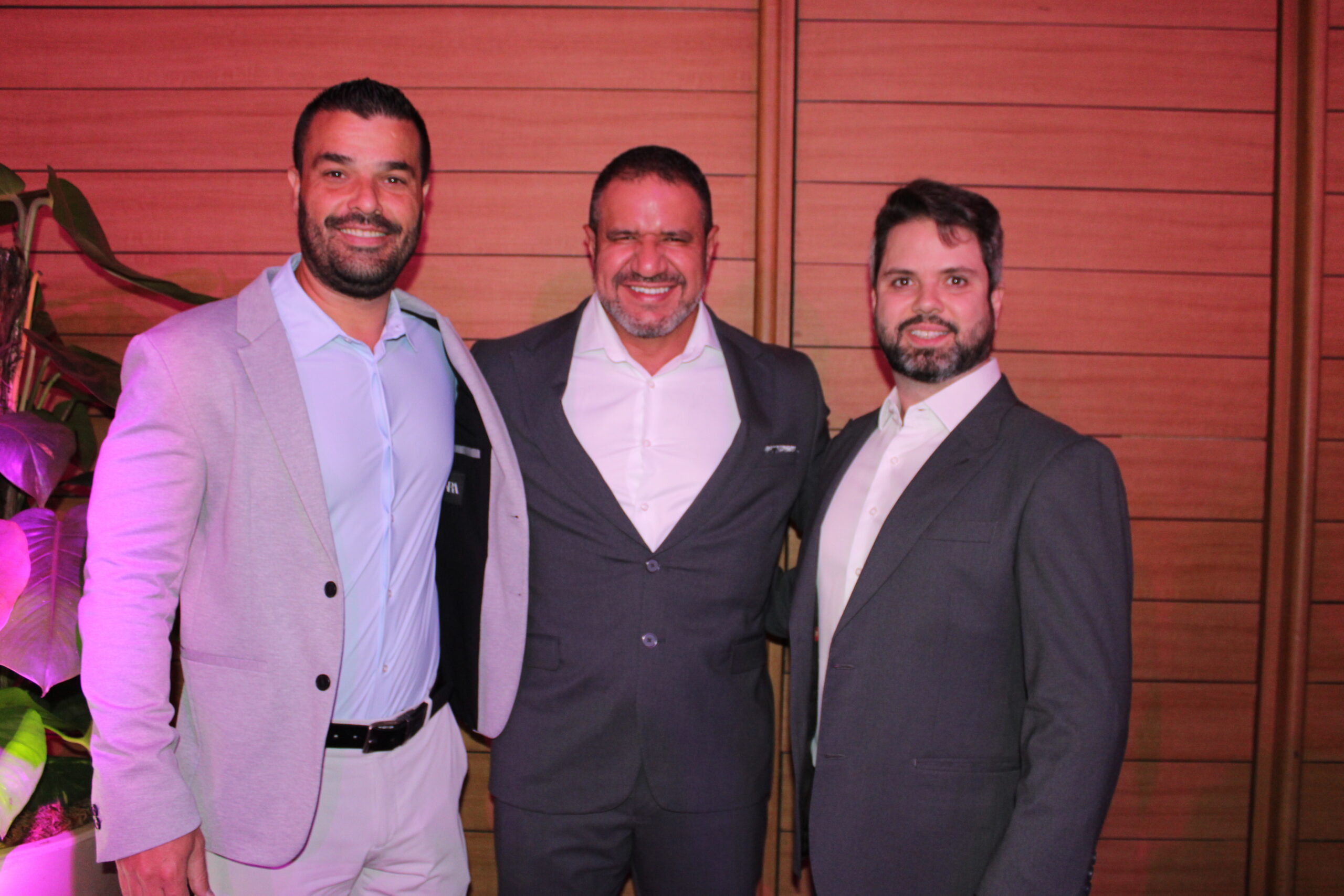 Cleber e Lucimarcos Pereira, da DF Turismo Brasilia, e Márcio Miranda, da AGM Turismo Cleber e Lucimarcos Pereira, da DF Turismo Brasilia, e Márcio Miranda, da AGM Turismo