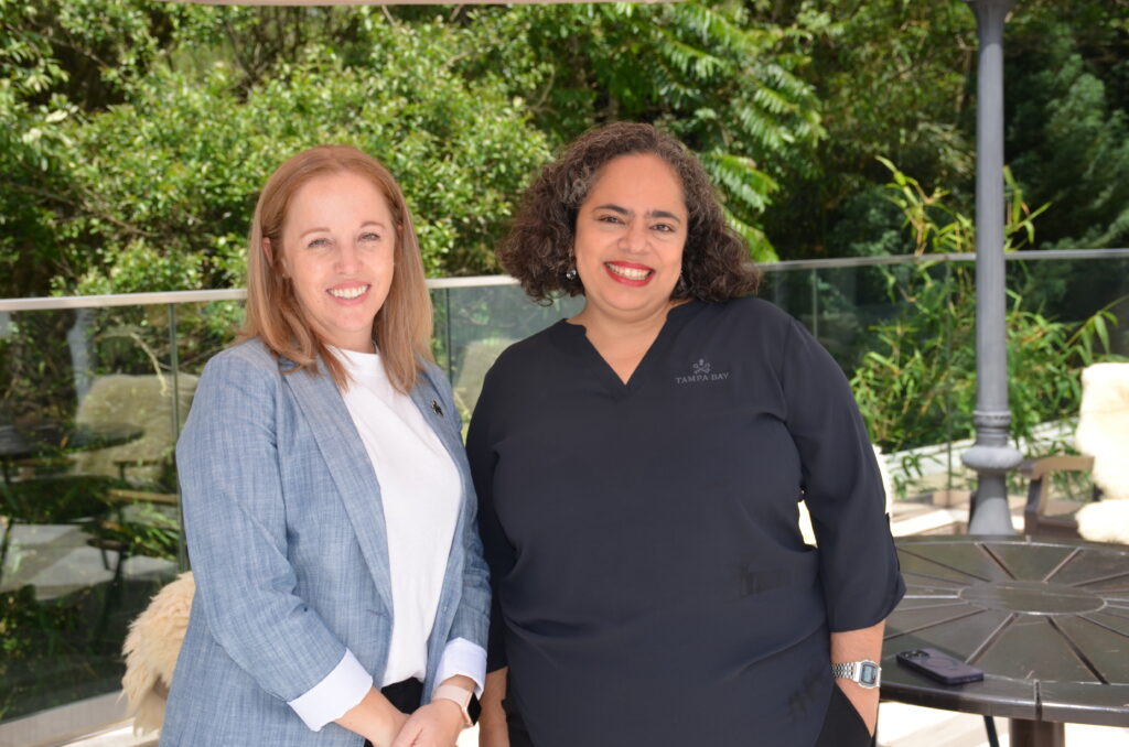 Stefani Zinke e Gabriela Godoi, do Visit Tampa Bay