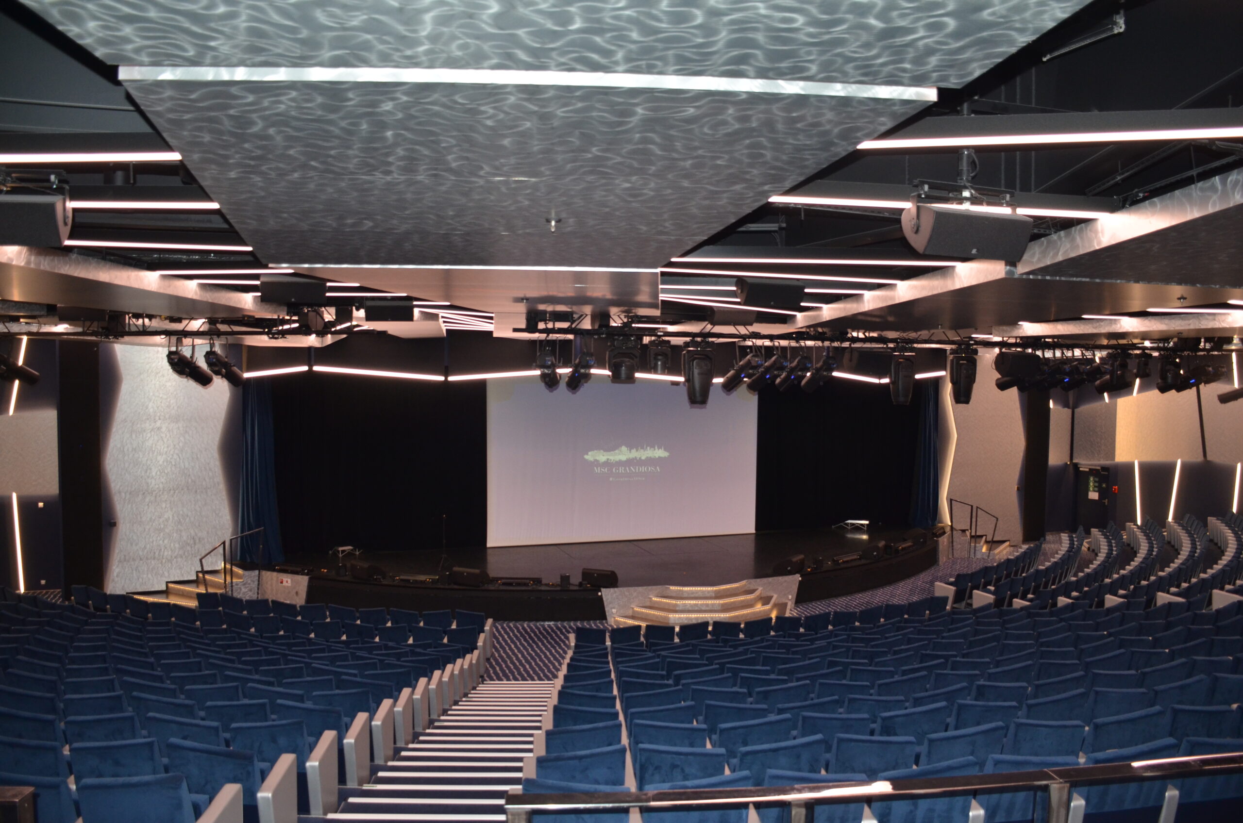 O teatro do navio