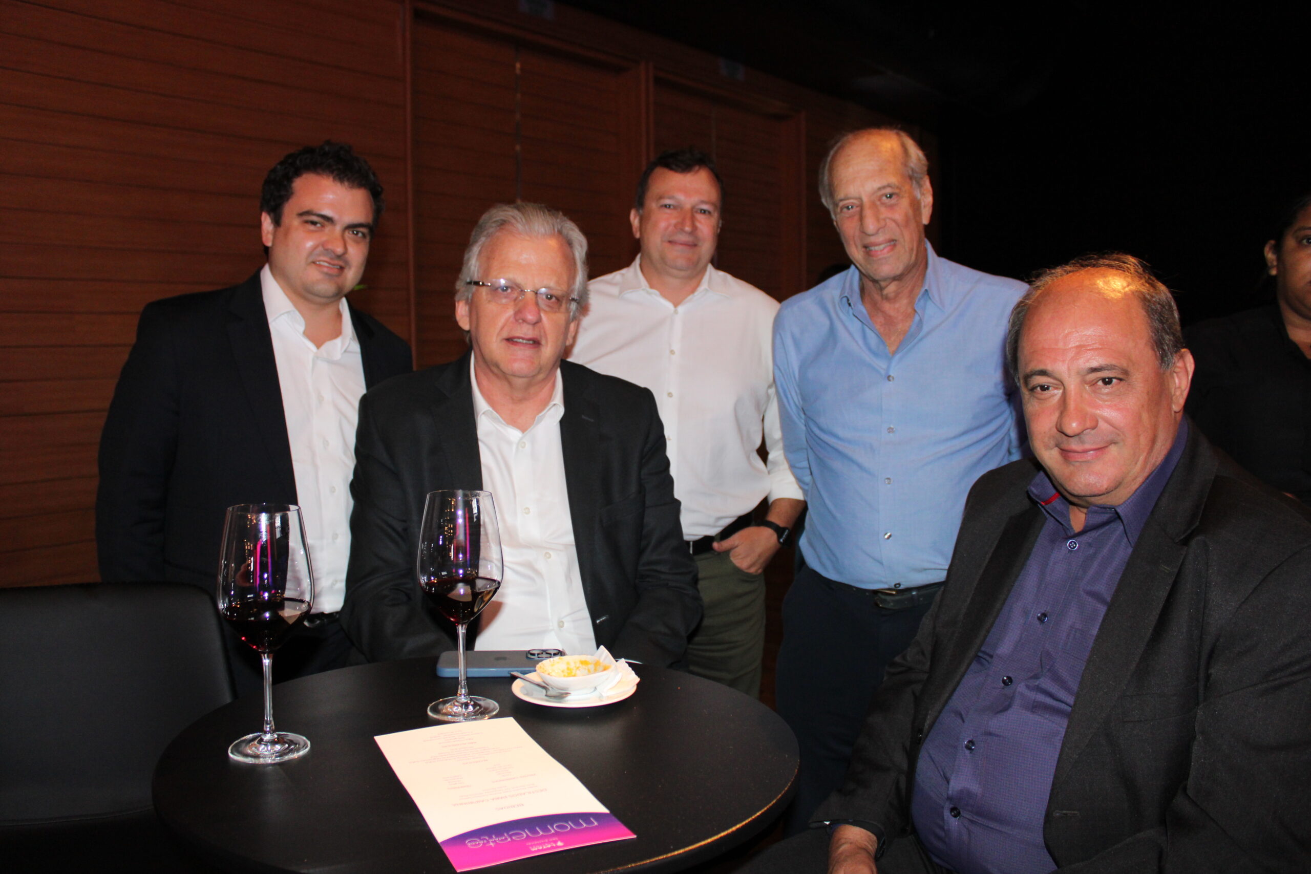 Edmar Mendoza e Edmar Bull, da Copastur, Reginaldo Albuquerque, da Globalis, Arnaldo Franken, da Diversa, e João Vendrameto, da Congonhas Travel Edmar Mendoza e Edmar Bull, da Copastur, Reginaldo Albuquerque, da Globalis, Arnaldo Franken, da Diversa, e João Vendrameto, da Congonhas Travel