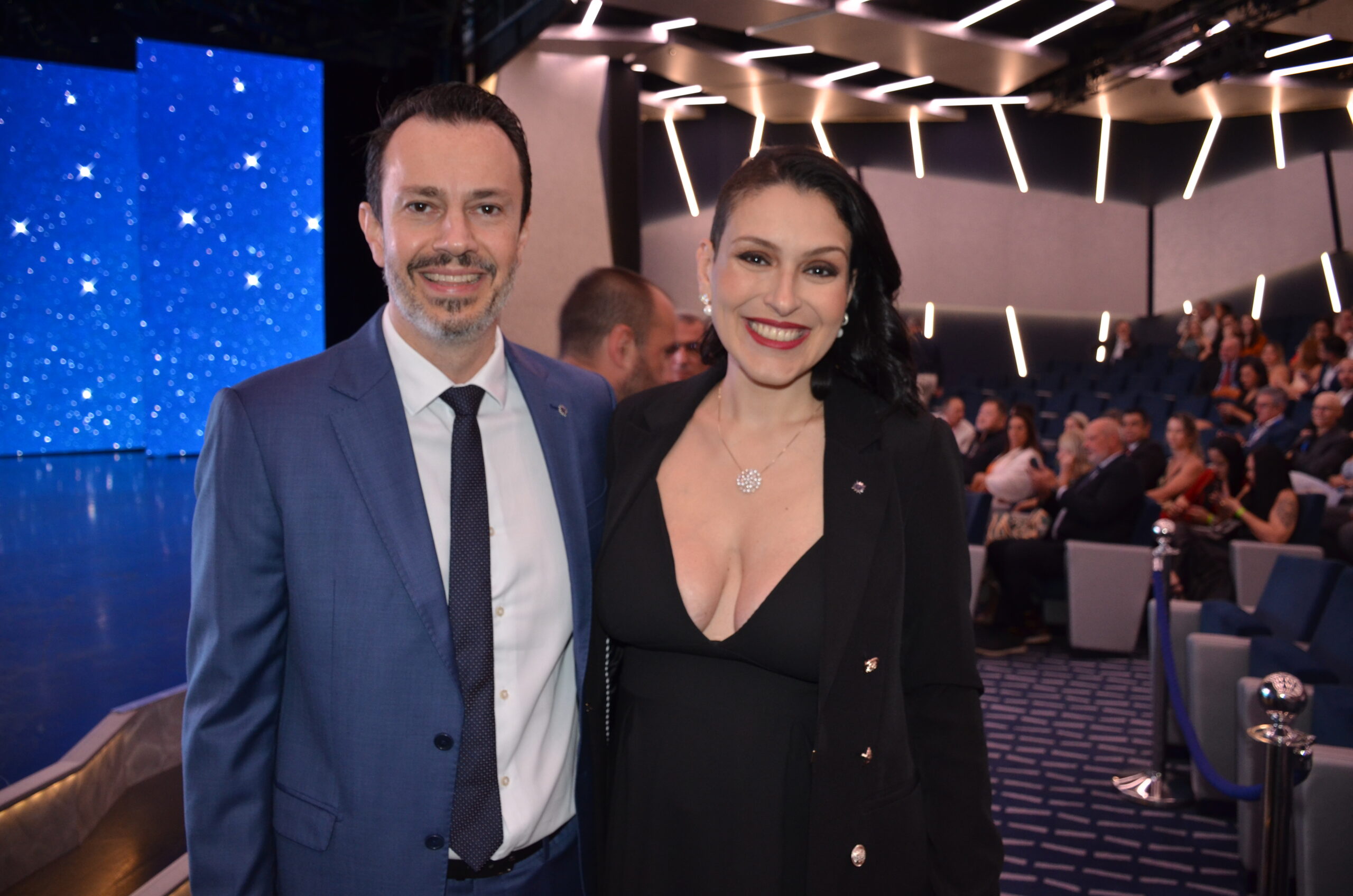 Eduardo Mariani e Amanda Rousset, da MSC