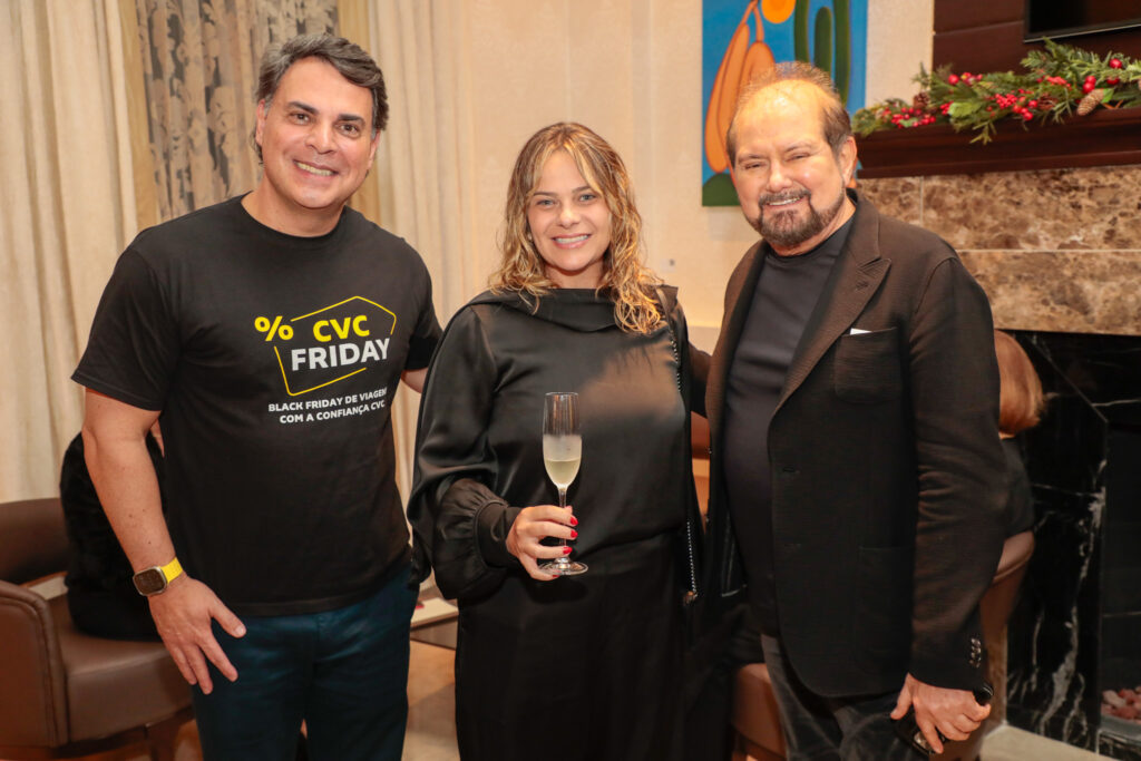 Emerson Belan, da CVC, Barbara Botega, de Minas Gerais, e Guilherme Paulus, do Castelo Saint Andrews