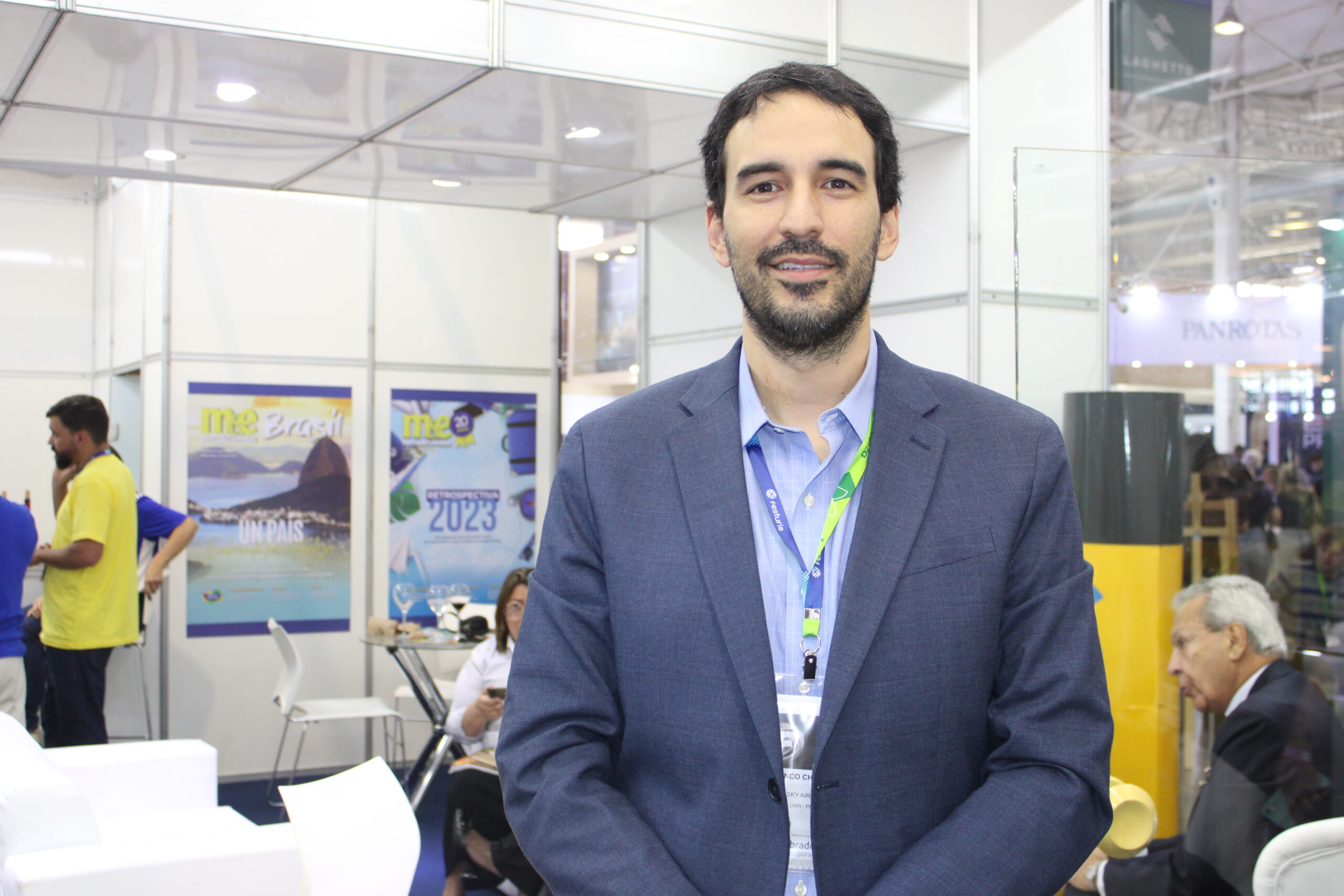 Franco Chaparro, gerente de Vendas B2B da SKY Airlines Franco Chaparro, gerente de Vendas B2B da SKY Airlines