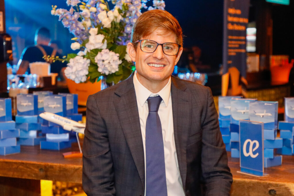 Gonzalo Romero assume como Country Manager da Air Europa para Brasil e Argentina 1 Gonzalo Romero diretor geral para o Brasil da AirEuropa Foto Eric Ribeiro Gonzalo Romero assume como Country Manager da Air Europa para Brasil e Argentina
