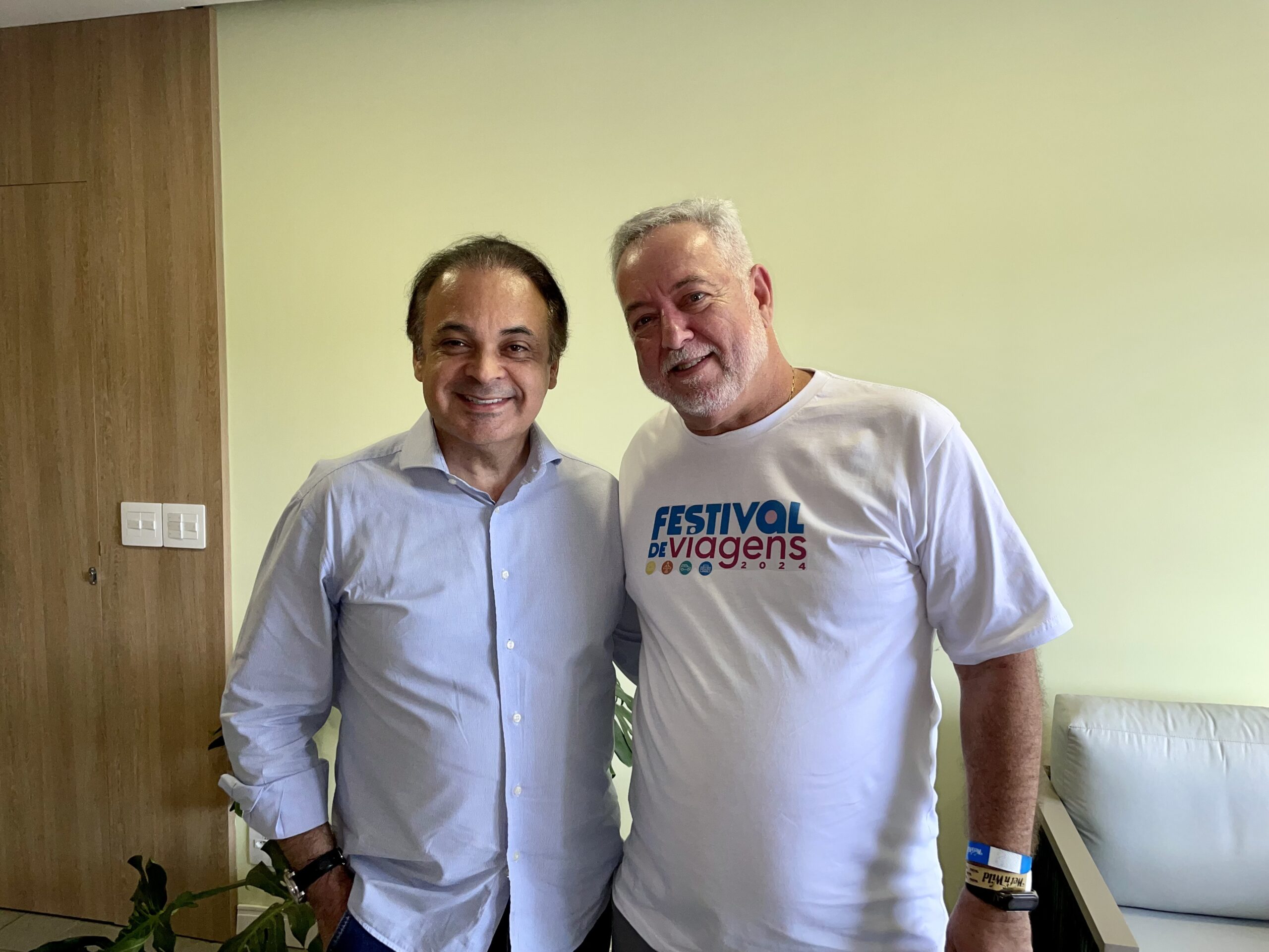 Roberto de Lucena e Michael Barkoczy Roberto de Lucena e Michael Barkoczy