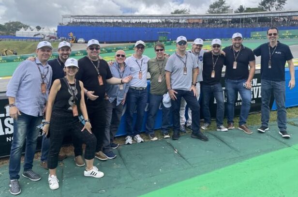 IMG 2018 scaled e1699231497849 MSC leva trade para curtir o GP de São Paulo no Paddock Club da F1; veja fotos