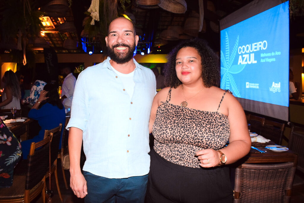 Geraldo Araújo, da GF Turismo e Sabrina Ângelo, da Azul Viagens