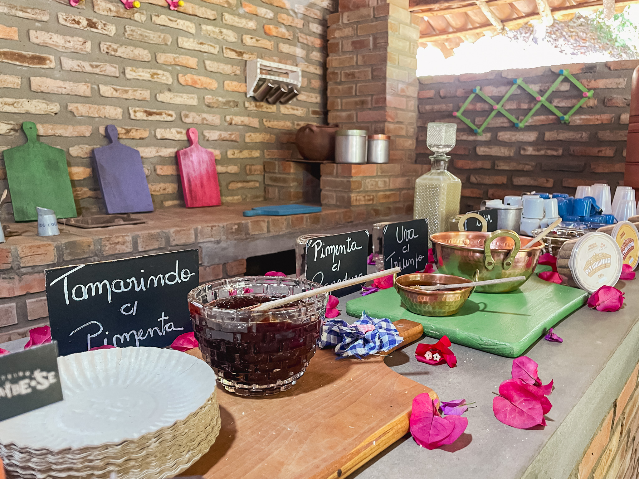 Geleias exóticas, como de Tamarindo com Pimenta no cardápio da Casa do Doce Geleias exóticas, como de Tamarindo com Pimenta no cardápio da Casa do Doce