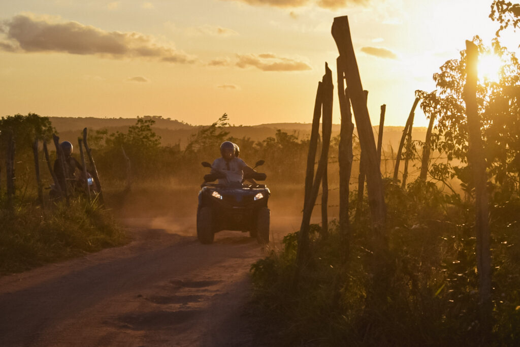 O tour foi feito durante o pôr do sol