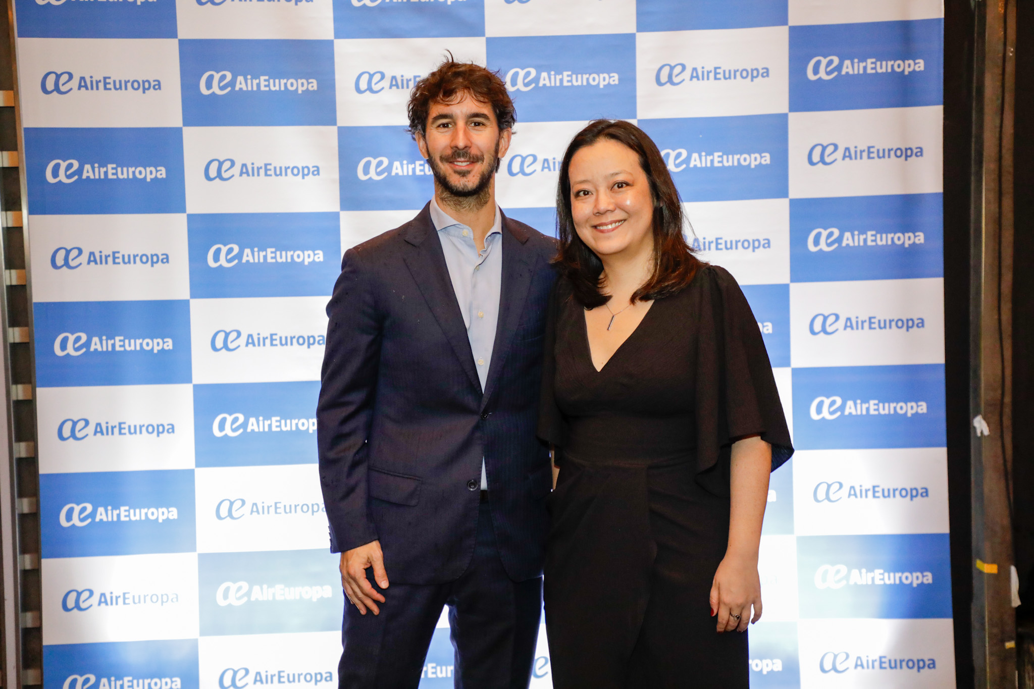 João Pita, da GRU Airport, e Claudia Shishido, da Air Europa João Pita, da GRU Airport, e Claudia Shishido, da Air Europa