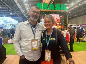 Jucilei Silva, de São Sebastião, com Mari Masgrau, do M&E