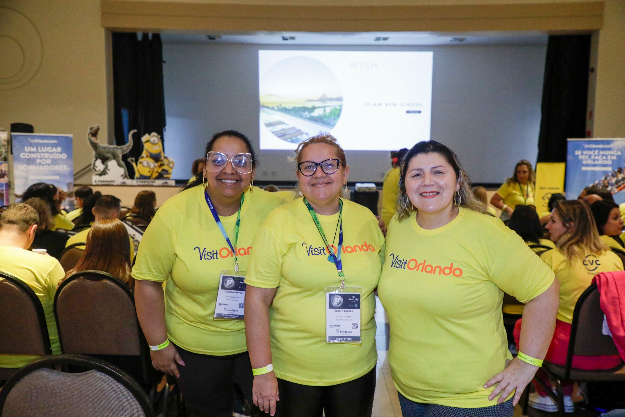 Luciana Santos, do Tour das Gurias, e Gisele Torres e Aline Andreoli, do Guia de Turismo Luciana Santos, do Tour das Gurias, e Gisele Torres e Aline Andreoli, do Guia de Turismo
