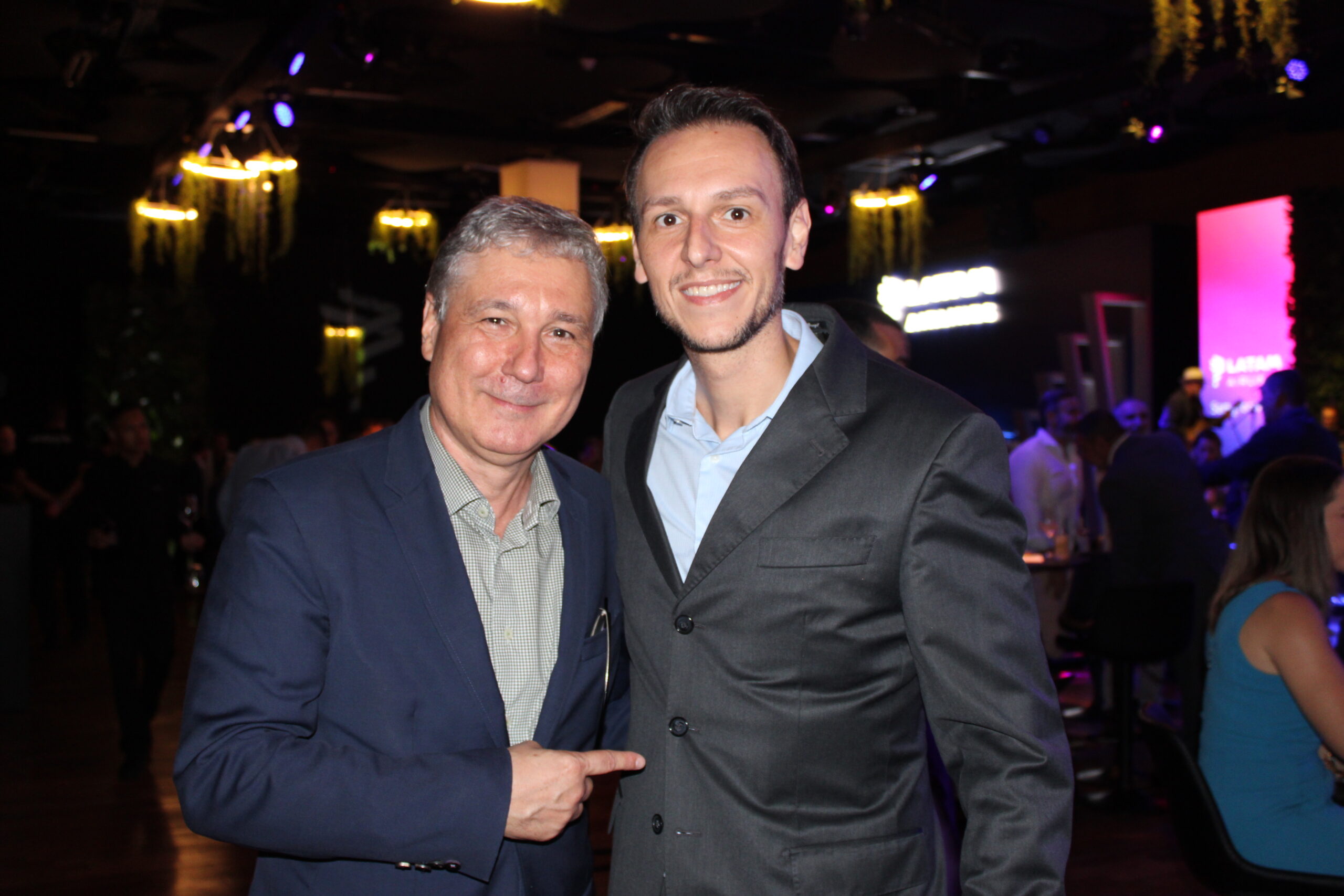 Luiz Strauss, presidente do Sindetur-RJ, e Bruno Waltrick, presidente da Abav-SP | Aviesp Luiz Strauss, presidente do Sindetur-RJ, e Bruno Waltrick, presidente da Abav-SP | Aviesp