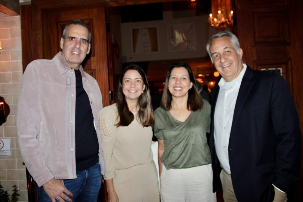 Marcelo Cohen, da BeFly, Aline Mafra e Bianca Schimpol, da Latam, e Sylvio Ferraz, da BeFly