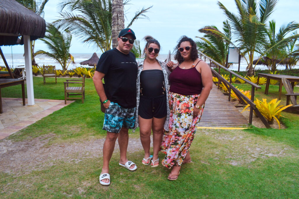 Carlos Gonçalves e Yantra Gonçalves, da Azul Viagens Paulínia com Sabrina Ângelo, da Azul Viagens Carlos Gonçalves e Yantra Gonçalves, da Azul Viagens Paulínia com Sabrina Ângelo, da Azul Viagens