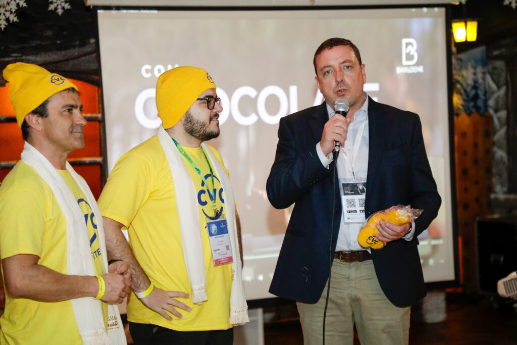 Rogerio Mendes, Paulo Biondo, da CVC, e Fernando Amer, diretor de trade da Emprotur de Bariloche