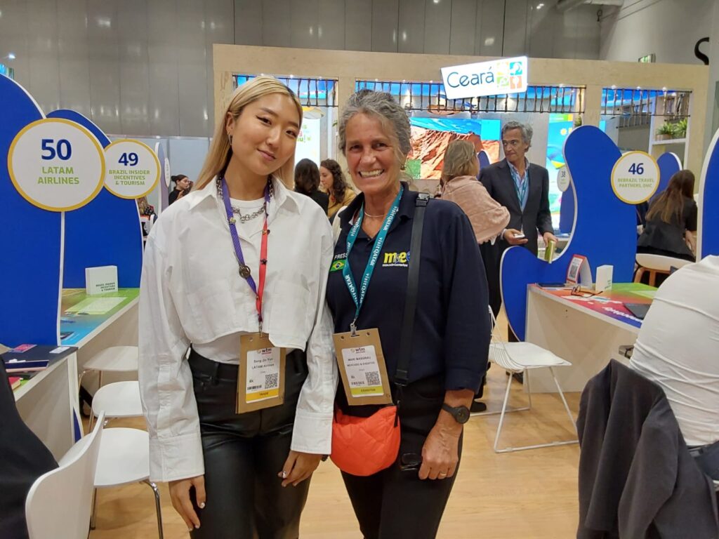 Sang Jin Yun, da Latam, com Mari Masgrau, do M&E