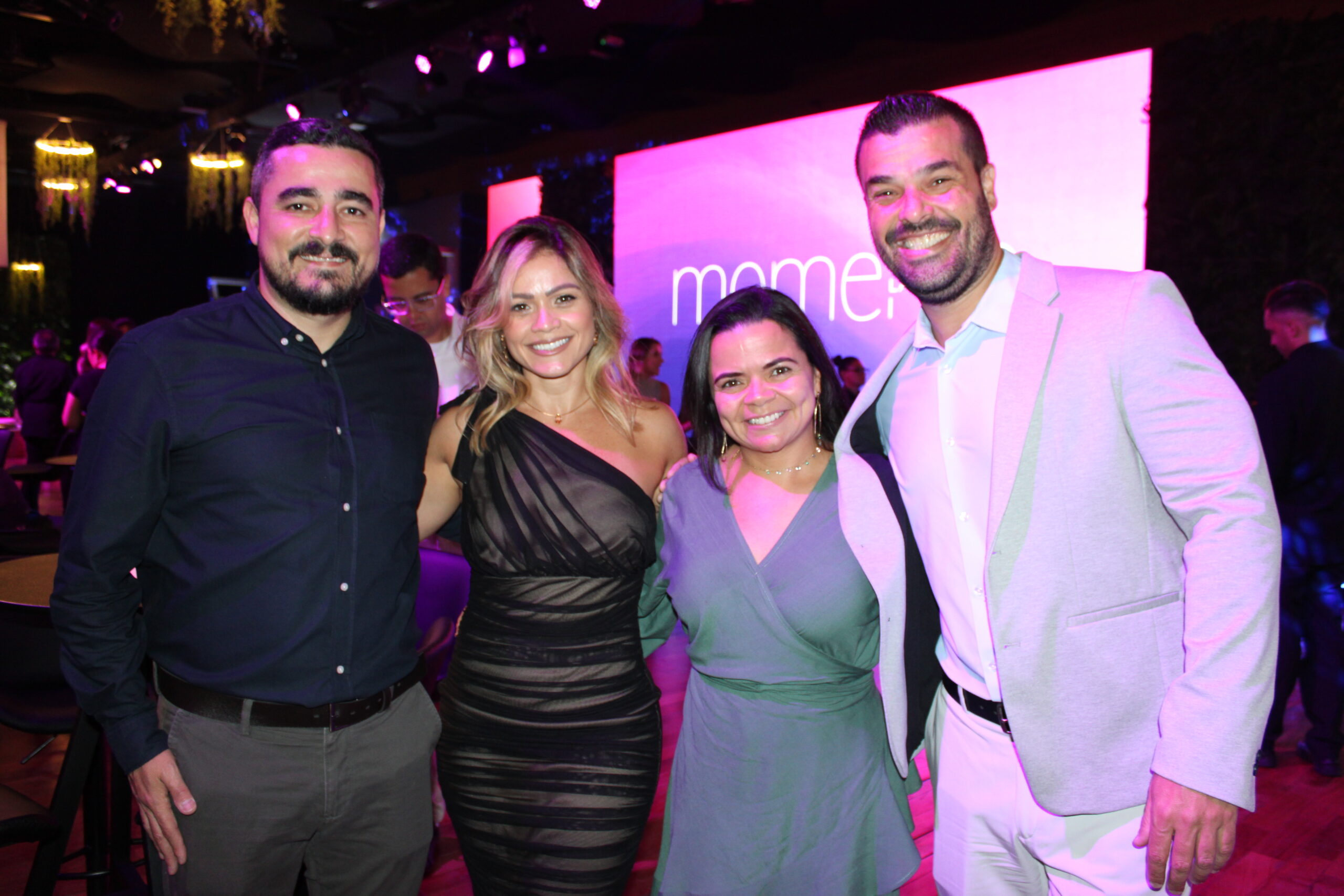 Tiago Ferreira e Alessandra Bocchile, da Latam, Silvana Oliveira, da Agaxtur, e Cleber Gil, da Latam Tiago Ferreira e Alessandra Bocchile, da Latam, Silvana Oliveira, da Agaxtur, e Cleber Gil, da Latam