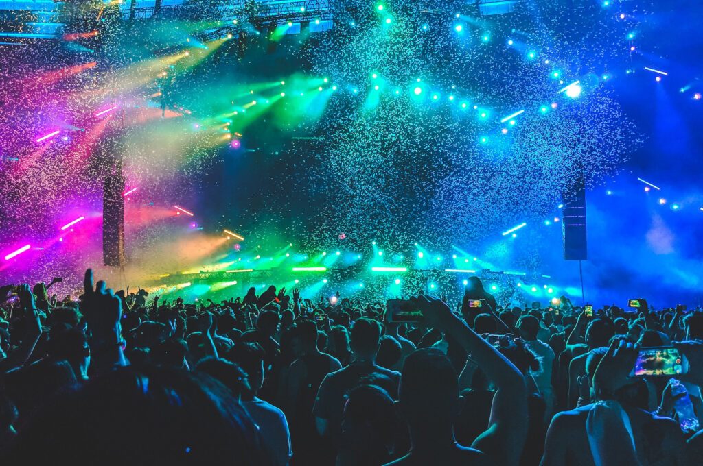 Taylor Swift e a turnê 'The Eras Tour' já eleva ocupação hoteleira no Rio de Janeiro 1 aditya chinchure ZhQCZjr9fHo unsplash Taylor Swift e a turnê 'The Eras Tour' já eleva ocupação hoteleira no Rio de Janeiro