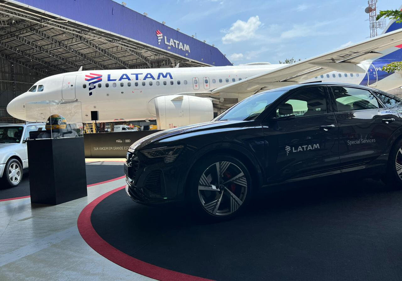 Latam terá transfer em carros elétricos da Audi para embarques remotos em Congonhas 1 unnamed 23 e1699898742415 Latam terá transfer em carros elétricos da Audi para embarques remotos em Congonhas