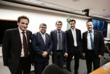 Novo complexo hoteleiro do RJ é apresentado em audiência pública na Comissão de Turismo