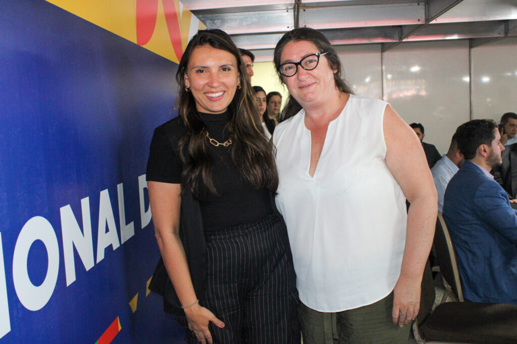 Ana Carla Lopes do MTur e Romina Nardi da UNWTO Secretária executiva do MTur destaca ações que impactaram diretamente o setor em 2023