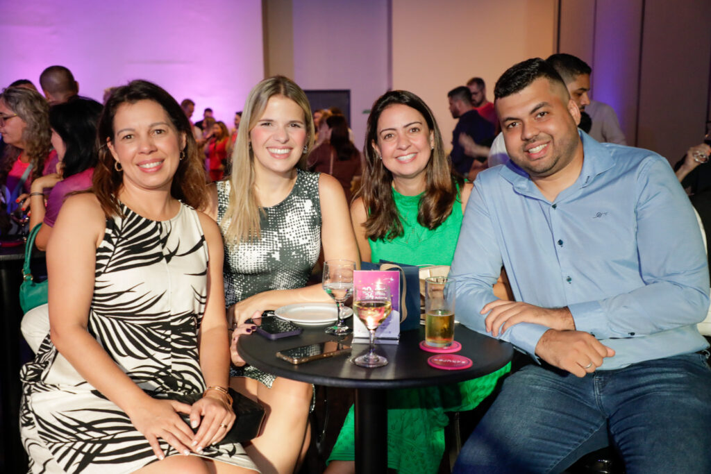 Bianca Schimpl, Ana Carolina Rocha, Aline Mafra, e Edvan Araújo, da Latam