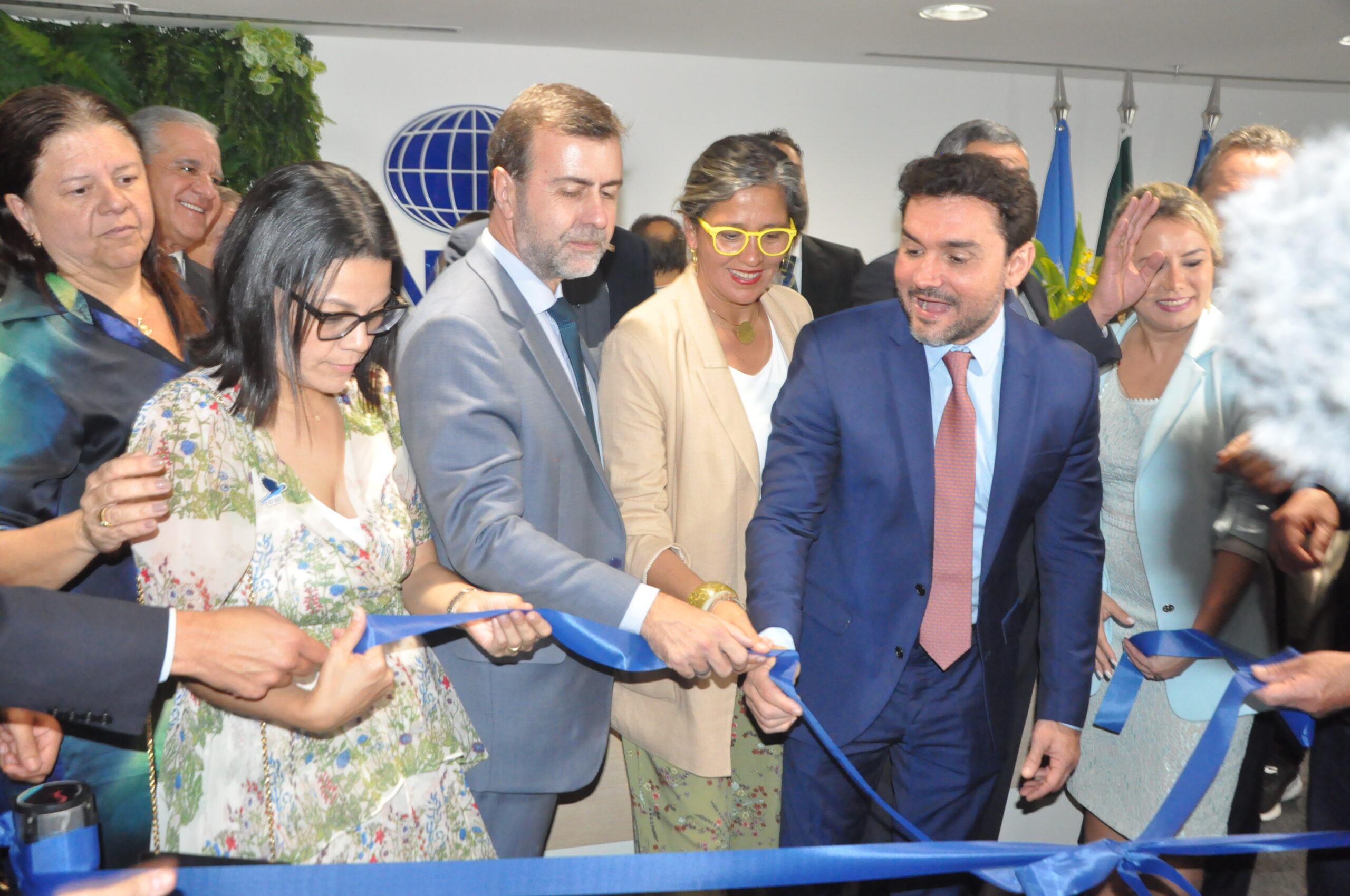 Corte da fita inaugural do escritório da OMT no Rio de Janeiro Corte da fita inaugural do escritório da OMT no Rio de Janeiro
