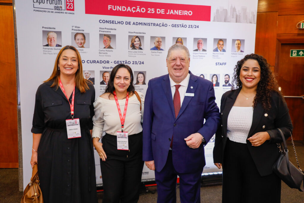 Daniela Pereira, do Staybridge Suítes, Milena Freire, do Tivoli Mofarrej, Fernando Guinato, do Sheraton São Paulo WTC, e Ticiane Oliveira, do Visite São Paulo