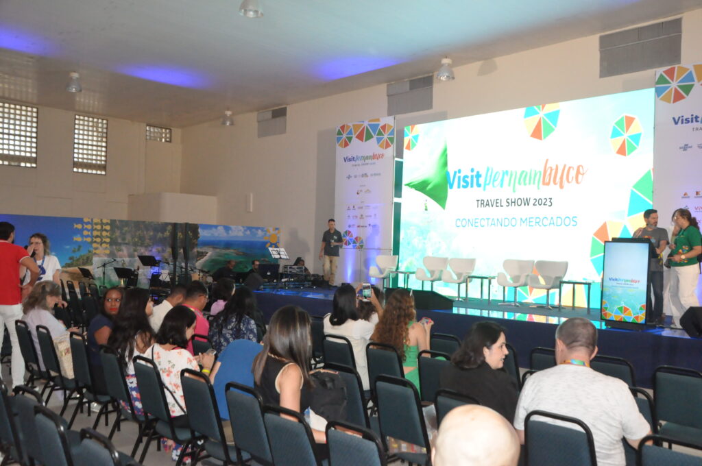 Grande público acompanha a aberttura do Visit Pernambuco
