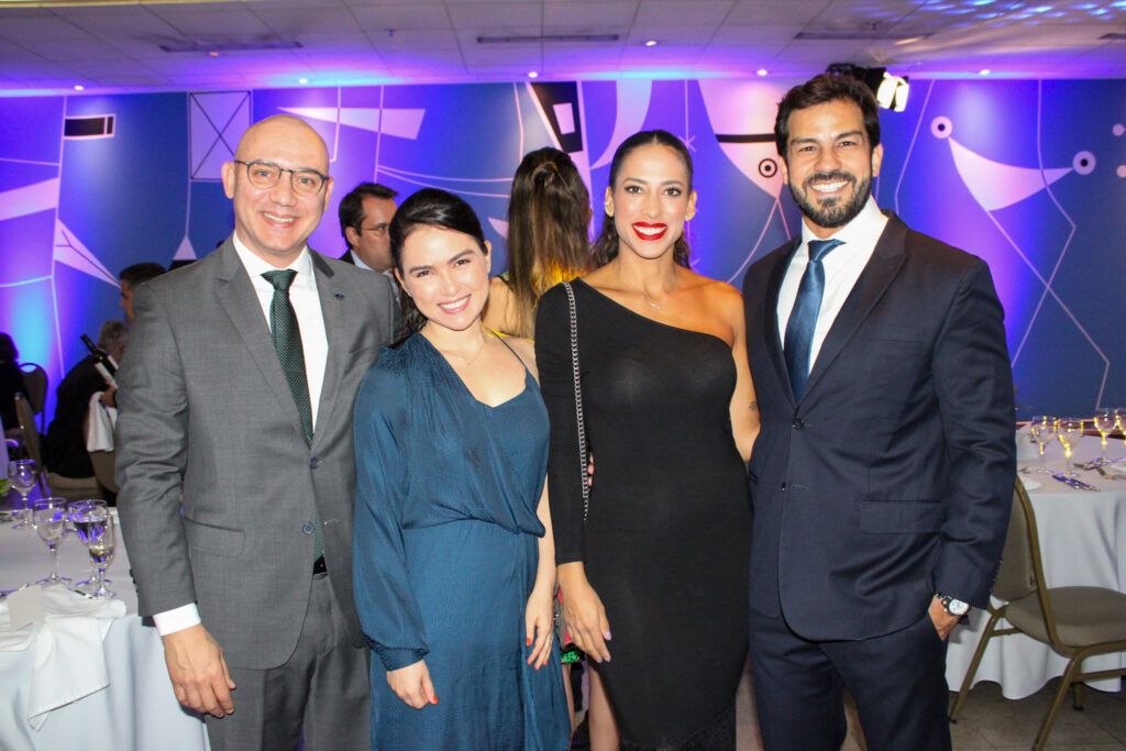 Henrique Severien, presidente da ABIH-DF, Graziane Madureira, Jessica Diniz e Fernando Borges, F2Mais