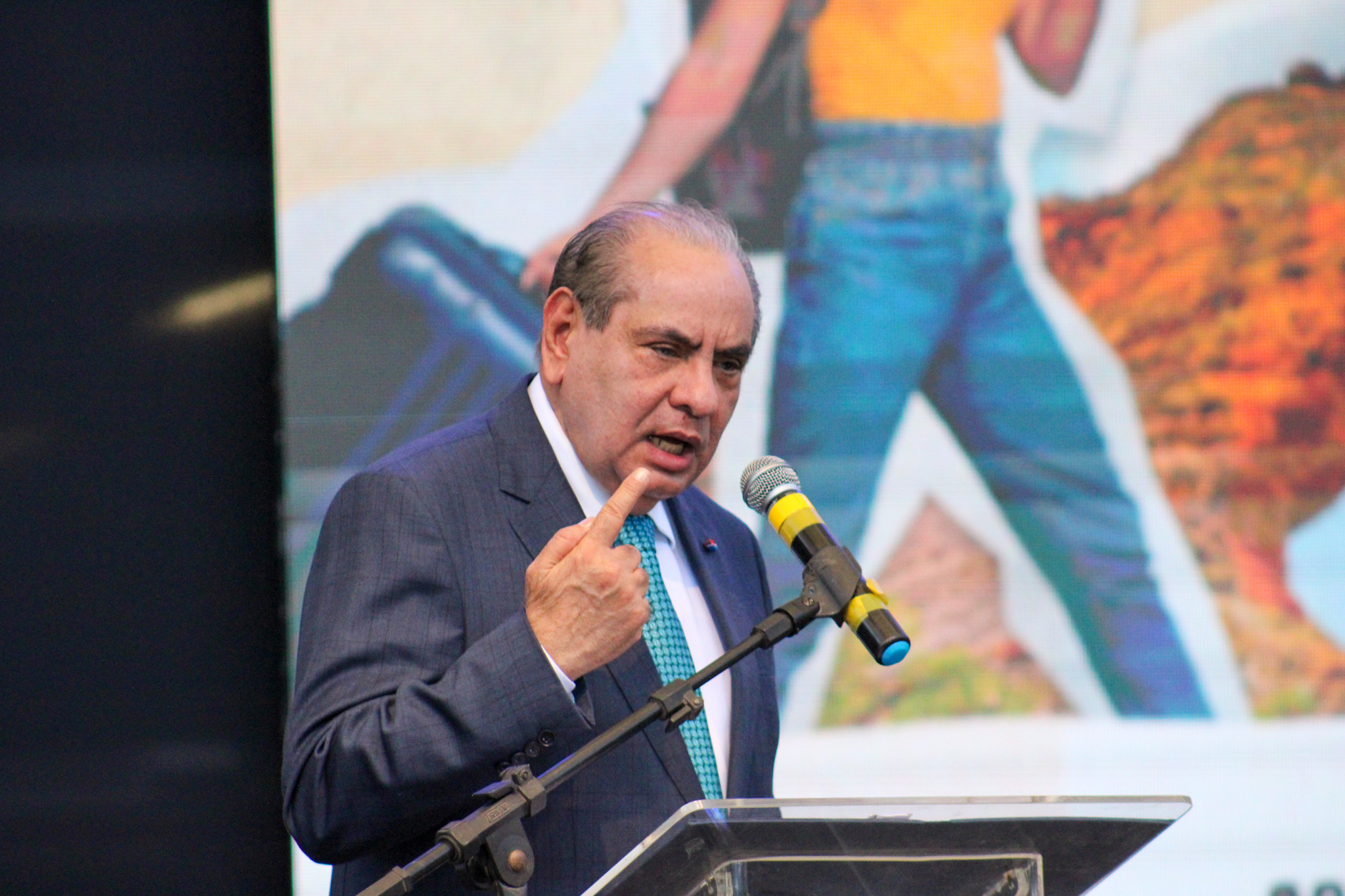 José Roberto Tadros, presidente da CNC José Roberto Tadros, presidente da CNC