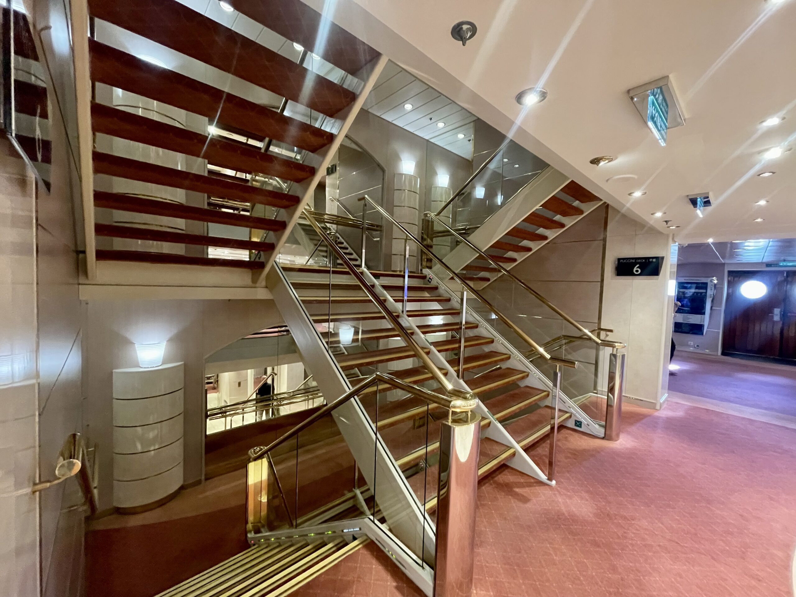 Escadas do navio