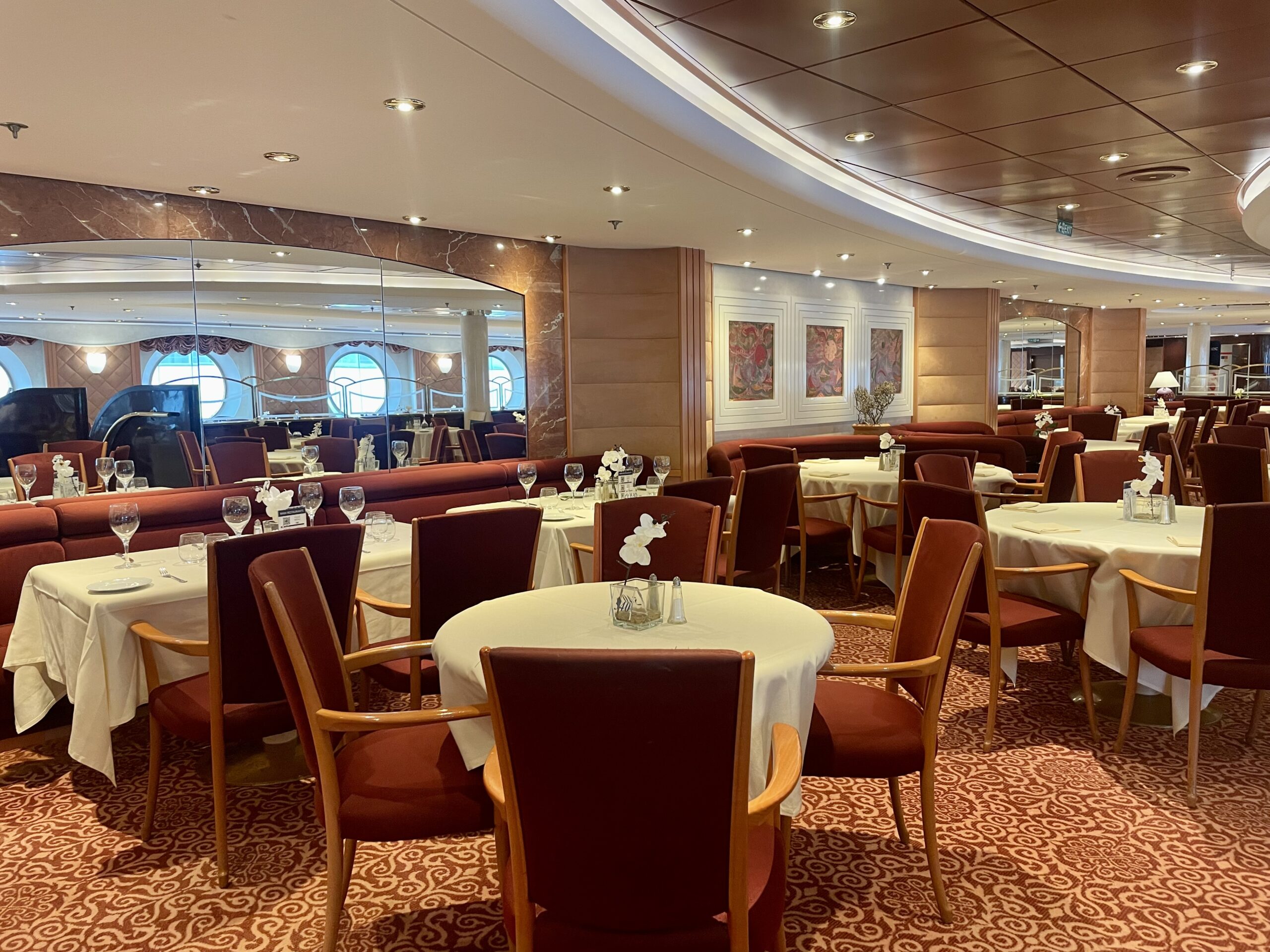 L’Ippocampo, um dos restaurantes a bordo