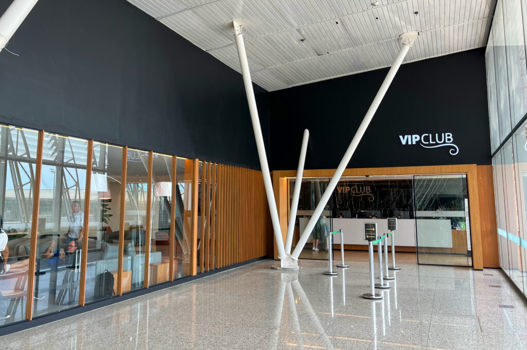 IMG 4529 Inframerica amplia sala VIP doméstica do aeroporto de Brasília