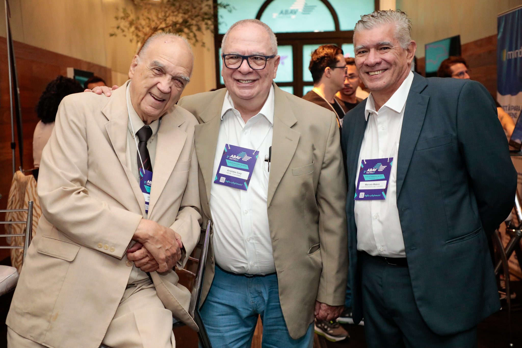 Jarbas Favoretto, da AMITUR, Aristides Cury, ADVB, e Marcelo Matera, vice presidente da Abav-SP Aviesp Jarbas Favoretto, da AMITUR, Aristides Cury, ADVB, e Marcelo Matera, vice presidente da Abav-SP Aviesp