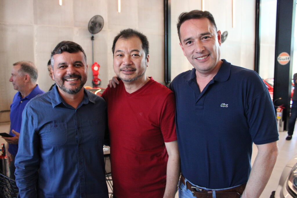Leandro Lustosa, da American Airlines com Giancarlo Takegawa e Ernesto Airosa, da Air Canada