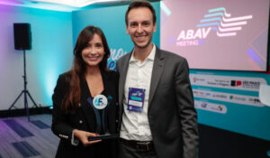 M&E e mais parceiros ganham prêmio Top SP Melhores Parceiros da Abav Meeting 2023; fotos